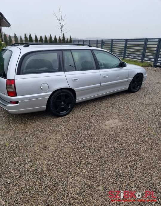 2002' Opel Omega photo #6
