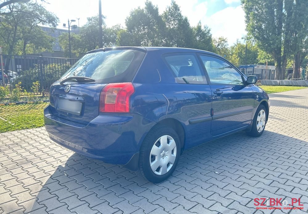 2004' Toyota Corolla photo #3