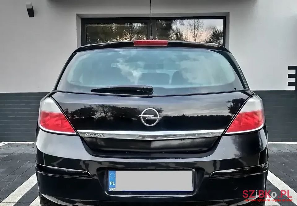 2006' Opel Astra photo #5