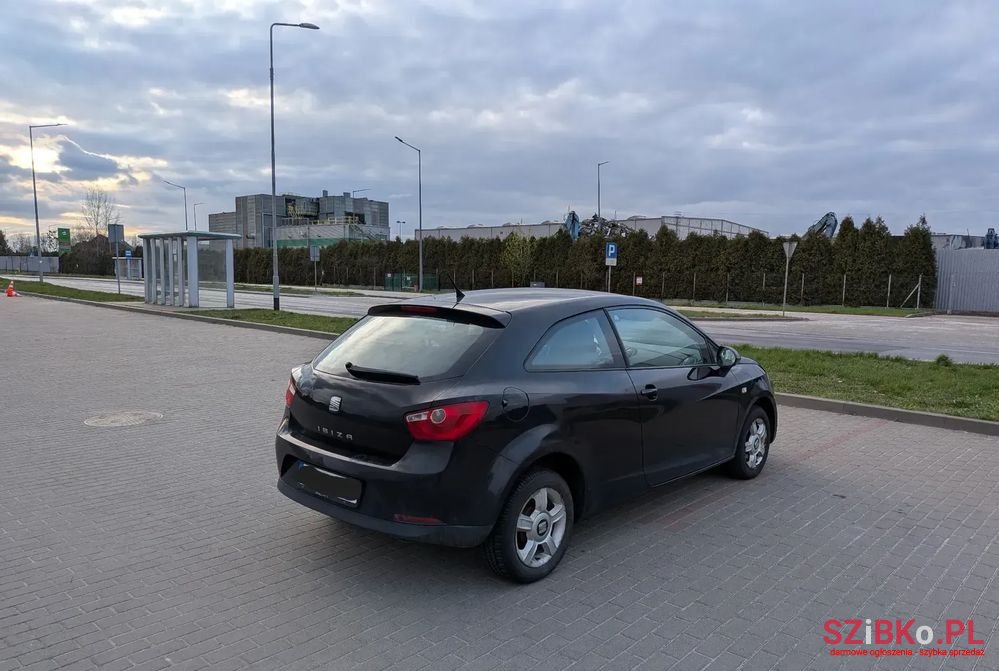2008' SEAT Ibiza Sc 1.4 16V Style photo #3