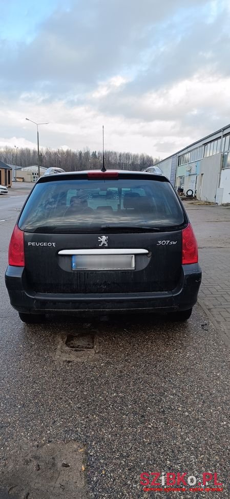 2008' Peugeot 307 photo #5