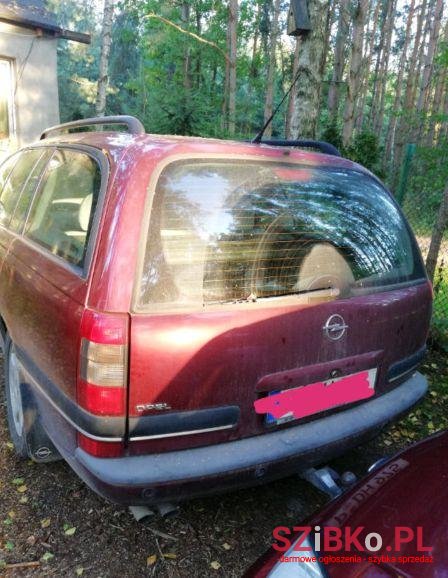 1999' Opel Omega photo #2