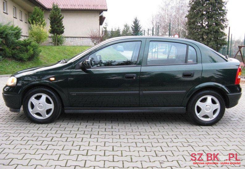 2001' Opel Astra photo #1