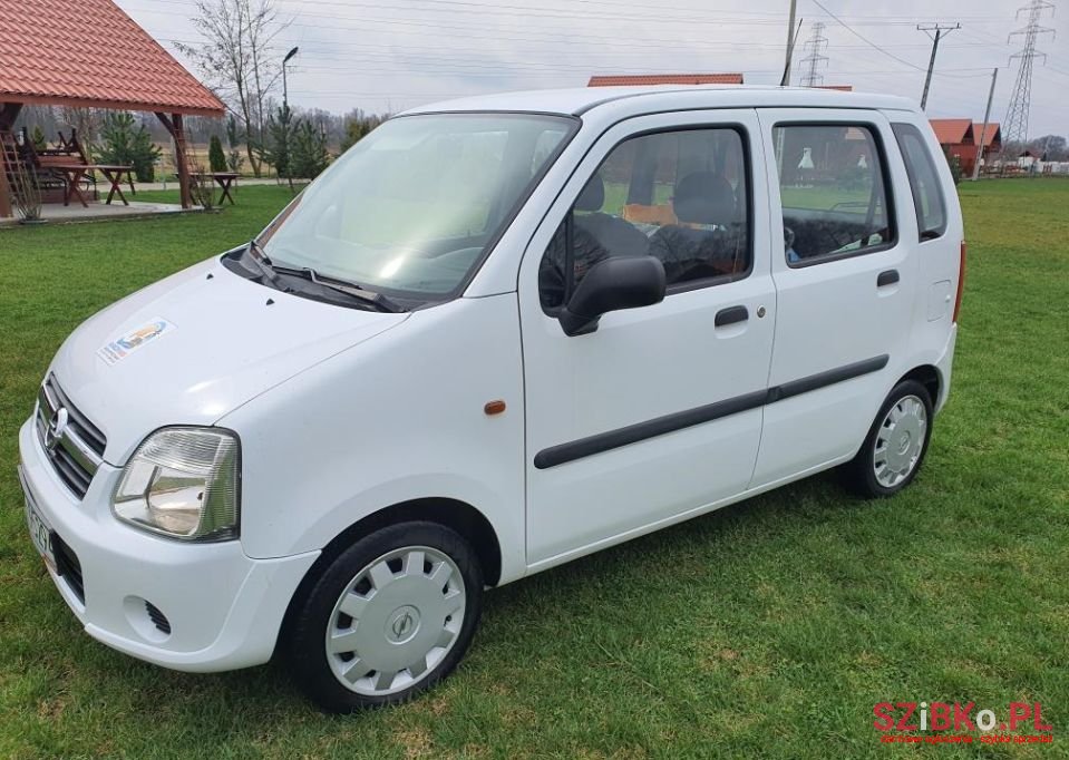 2004' Opel Agila photo #1