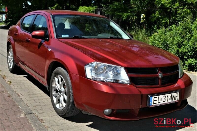 2011' Dodge Avenger photo #1