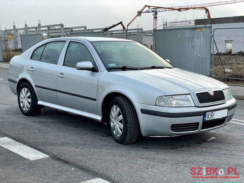 2007' Skoda Octavia photo #2