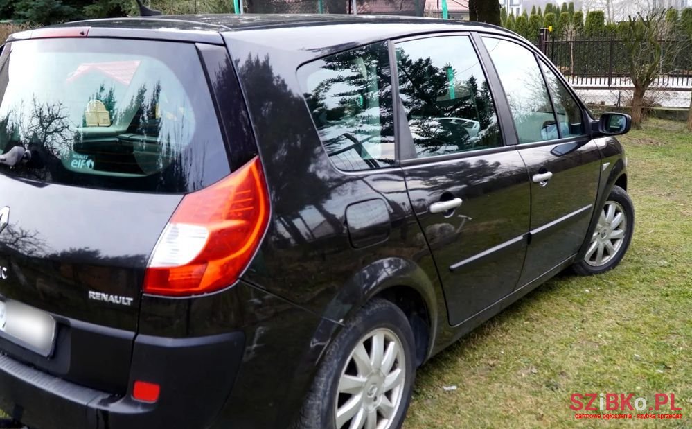 2006' Renault Megane photo #4