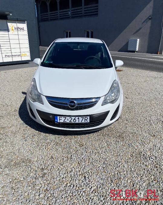 2011' Opel Corsa photo #2