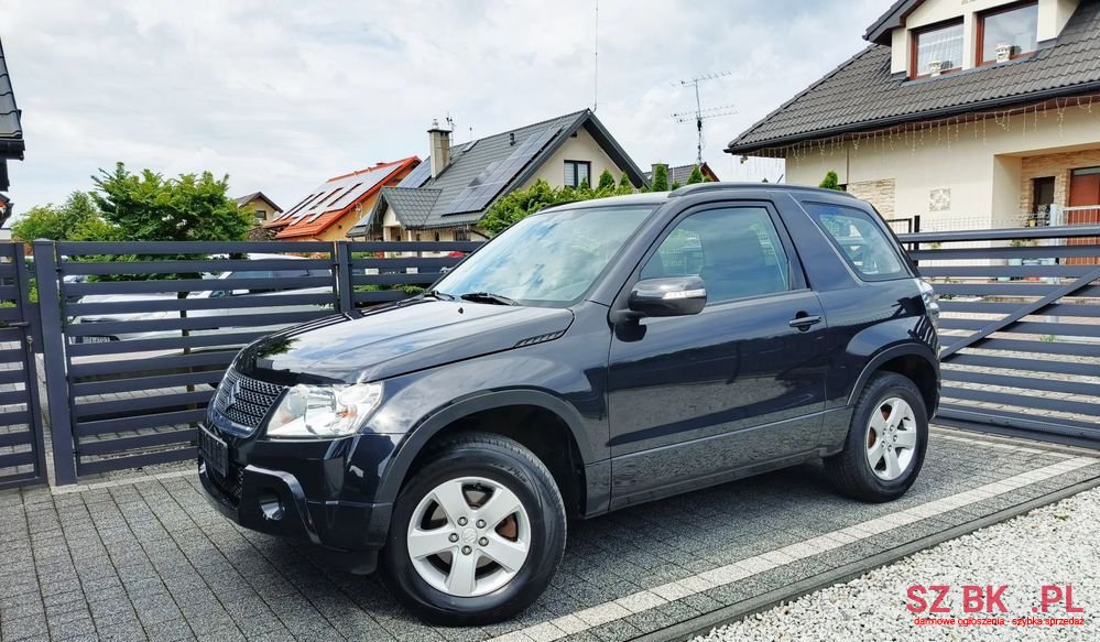 2011' Suzuki Grand Vitara photo #4