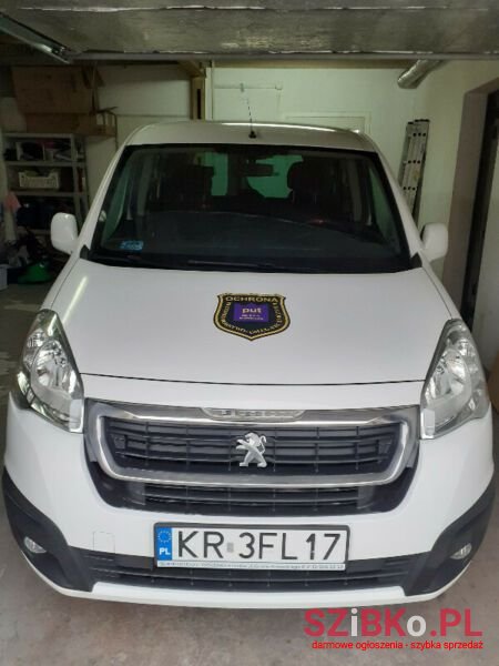 2017' Peugeot Partner photo #1