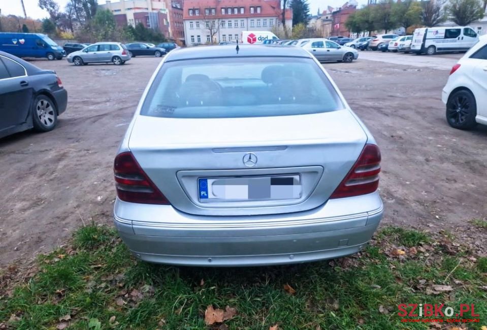 2005' Mercedes-Benz Klasa C photo #5