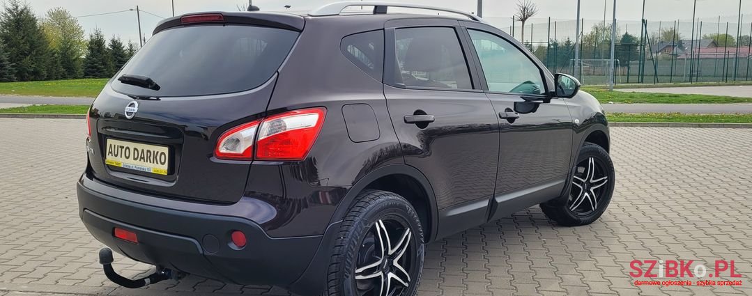 2013' Nissan Qashqai Tekna photo #3