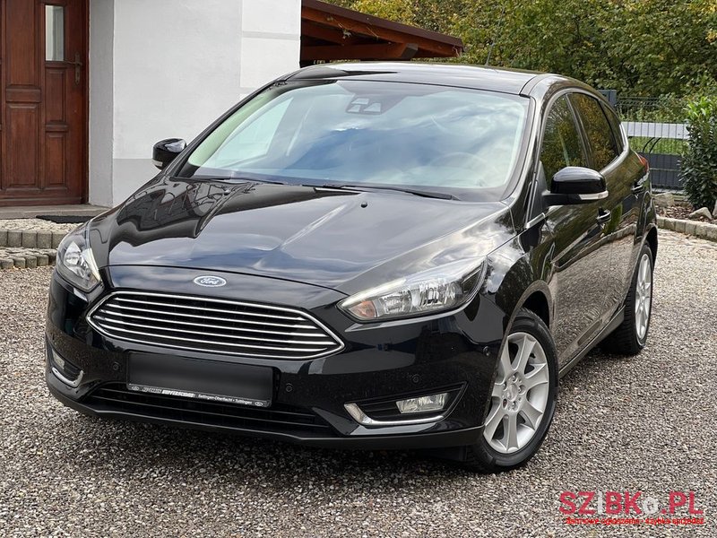 2015' Ford Focus photo #1