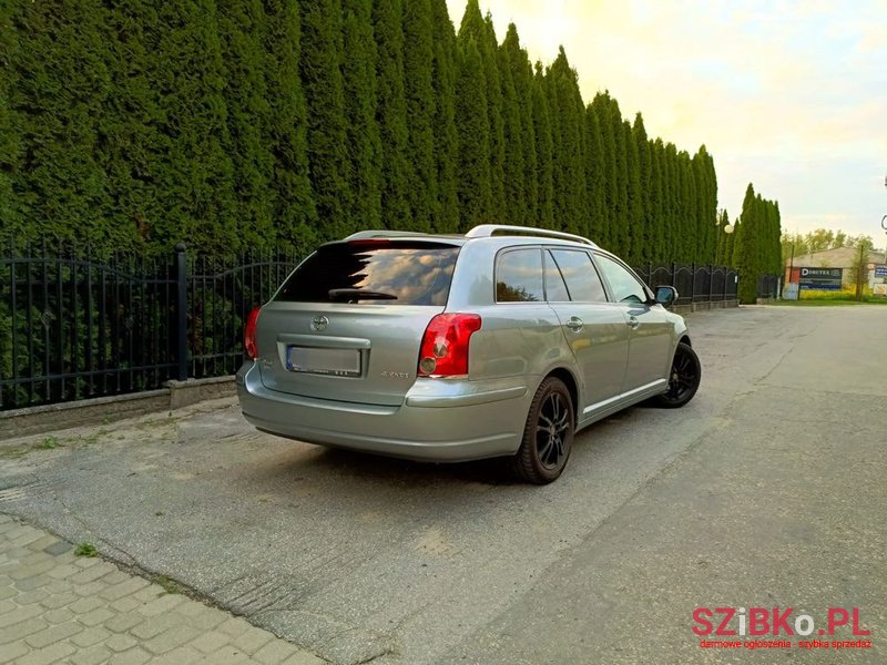 2008' Toyota Avensis 1.8 Vvt-I photo #3