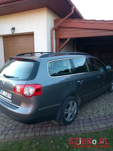 2006' Volkswagen Passat photo #1