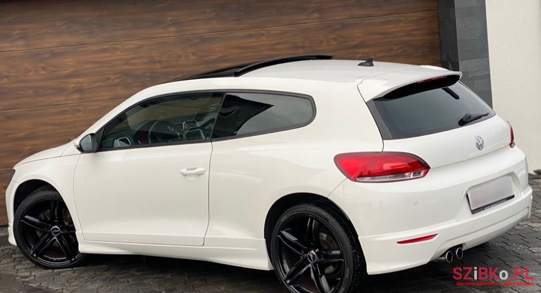 2009' Volkswagen Scirocco photo #6
