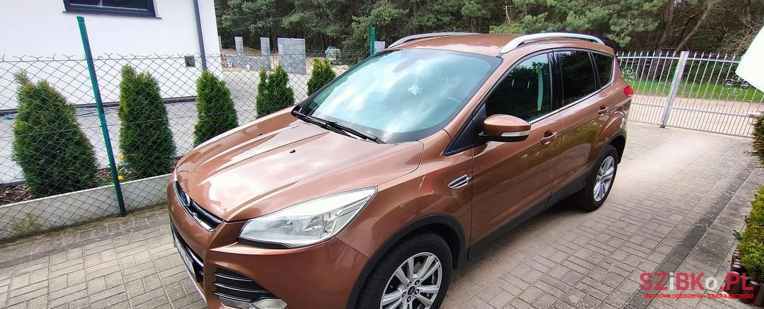2013' Ford Kuga photo #2