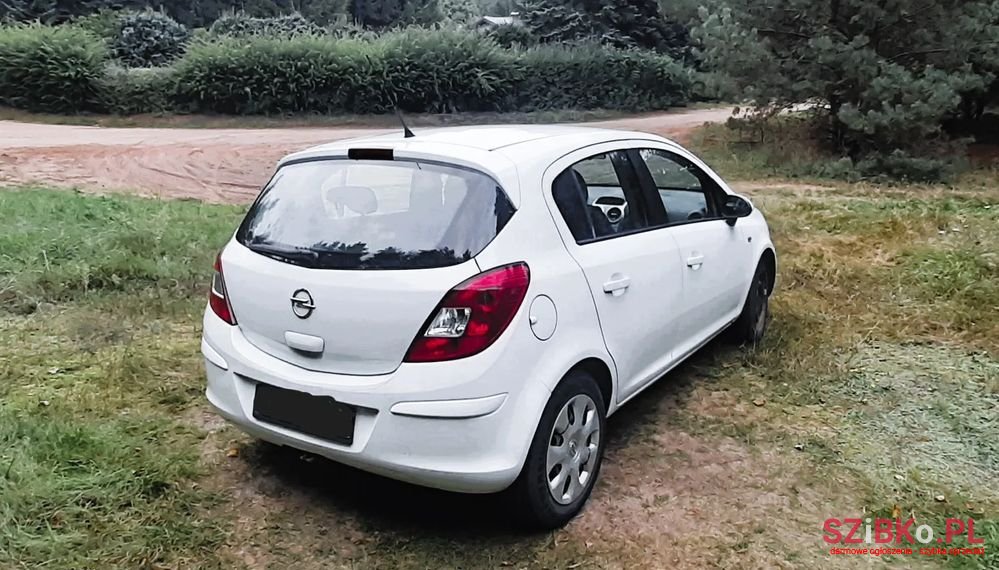 2012' Opel Corsa 1.4 16V Active photo #2