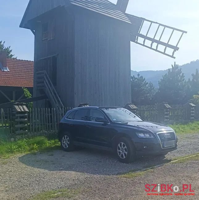 2010' Audi Q5 photo #4