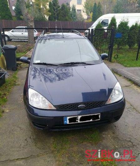 2002' Ford Focus photo #1