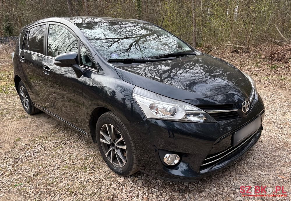 2015' Toyota Verso 1.8 Premium Eu5 7Os Ms photo #2