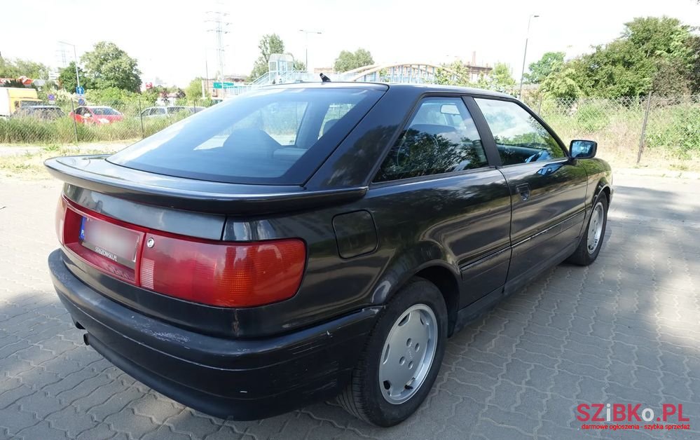 1989' Audi 90 2.3 E photo #4