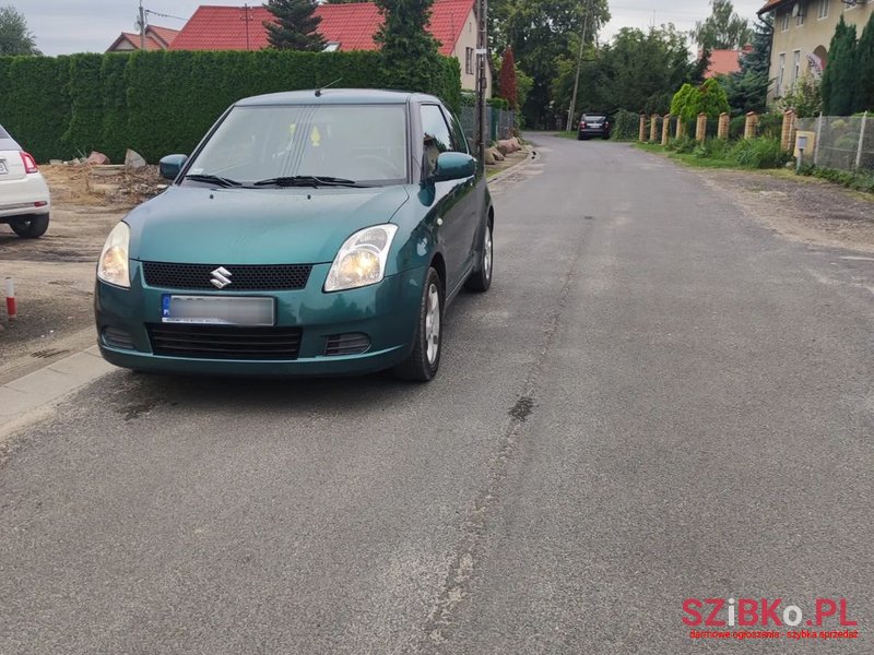 2006' Suzuki Swift photo #5