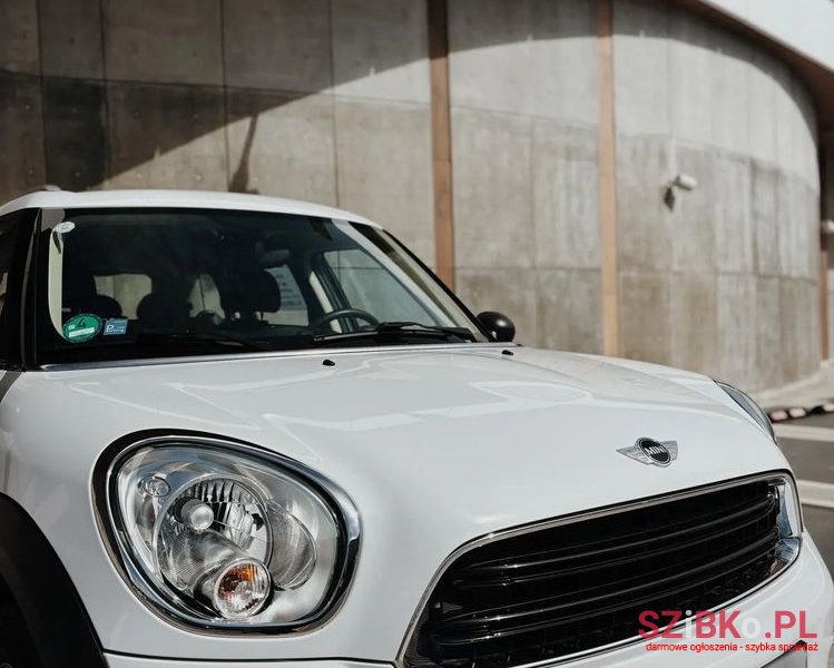 2014' MINI Countryman One photo #5