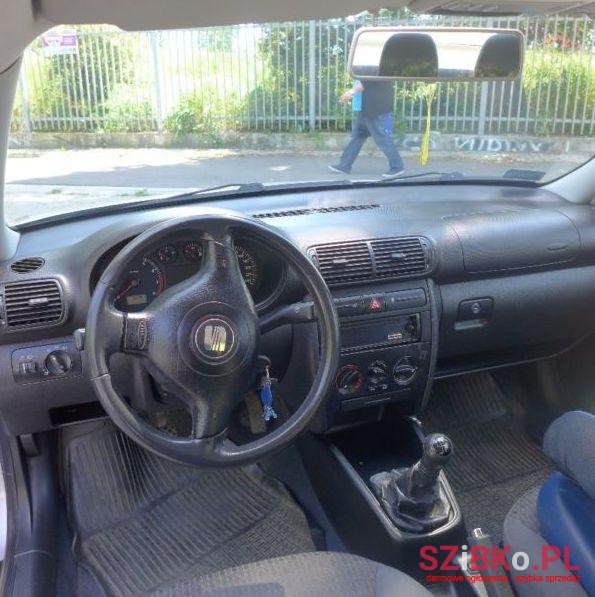 2004' SEAT Toledo photo #3