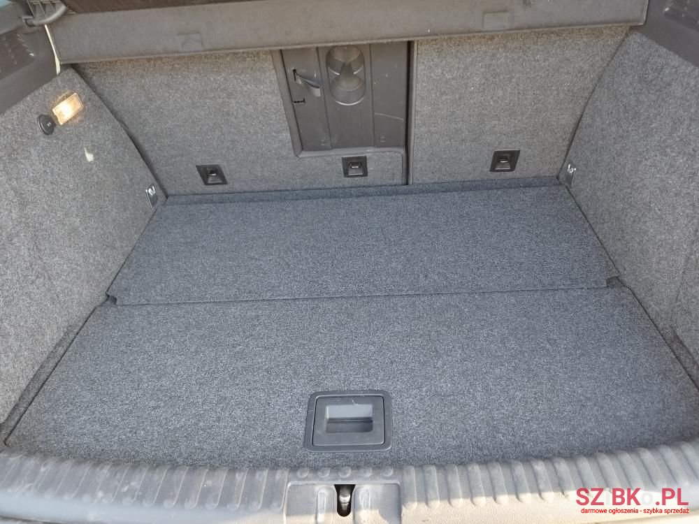 2012' Volkswagen Tiguan photo #2