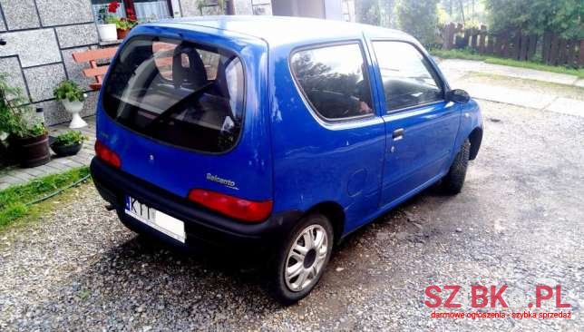 2002' Fiat Seicento photo #2