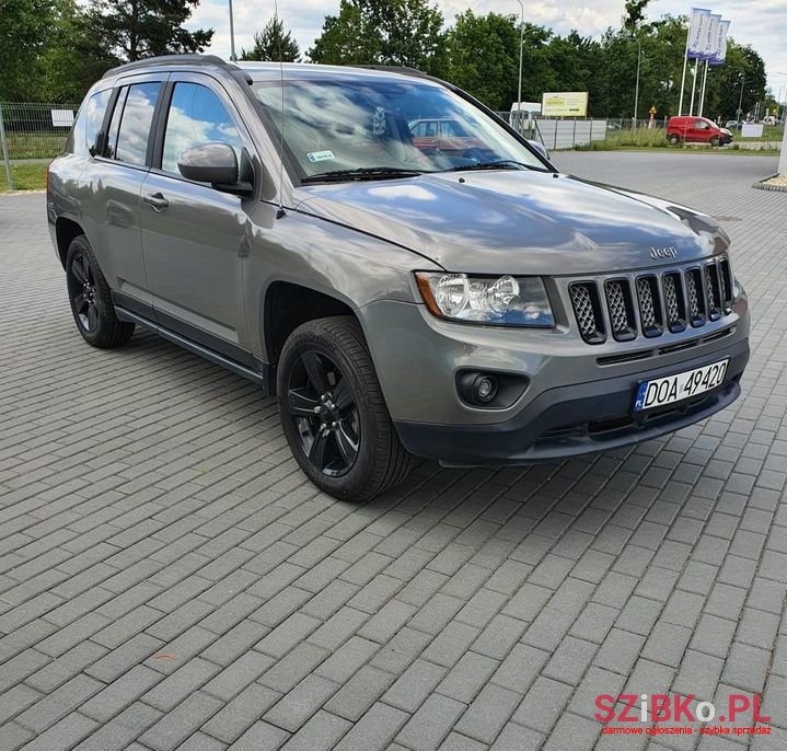 2015' Jeep Compass photo #5