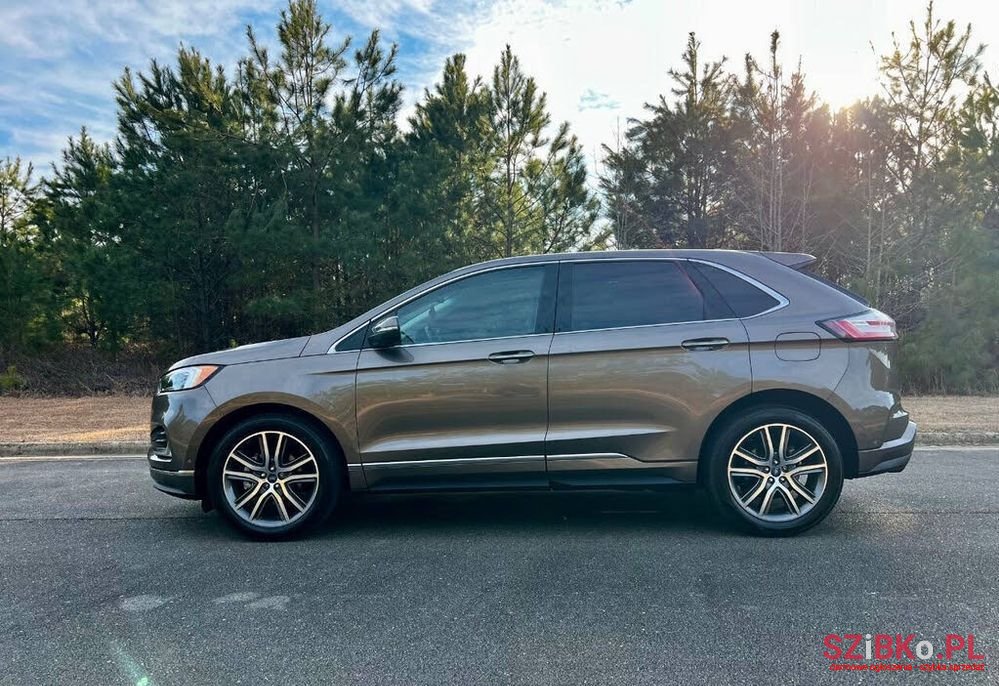 2019' Ford Edge photo #6