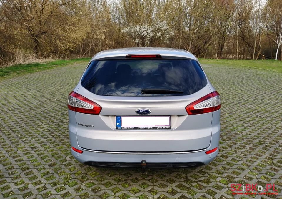 2013' Ford Mondeo photo #6