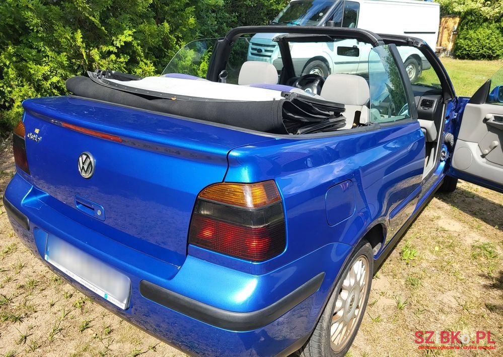 2000' Volkswagen Golf photo #5