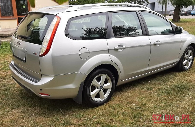 2010' Ford Focus 1.6 Tdci Ambiente photo #5