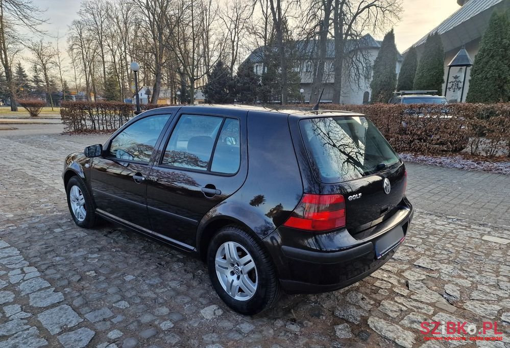 2002' Volkswagen Golf 1.4 Sportline photo #3