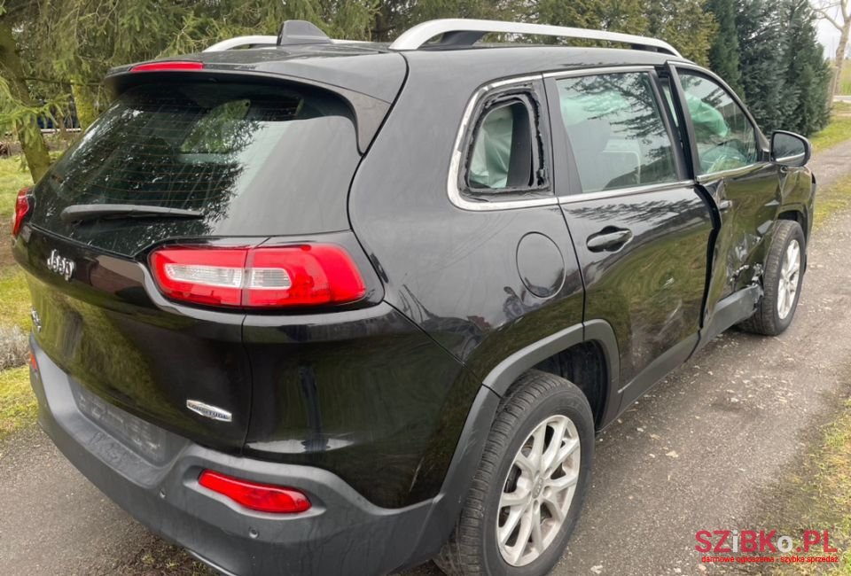 2015' Jeep Cherokee photo #4