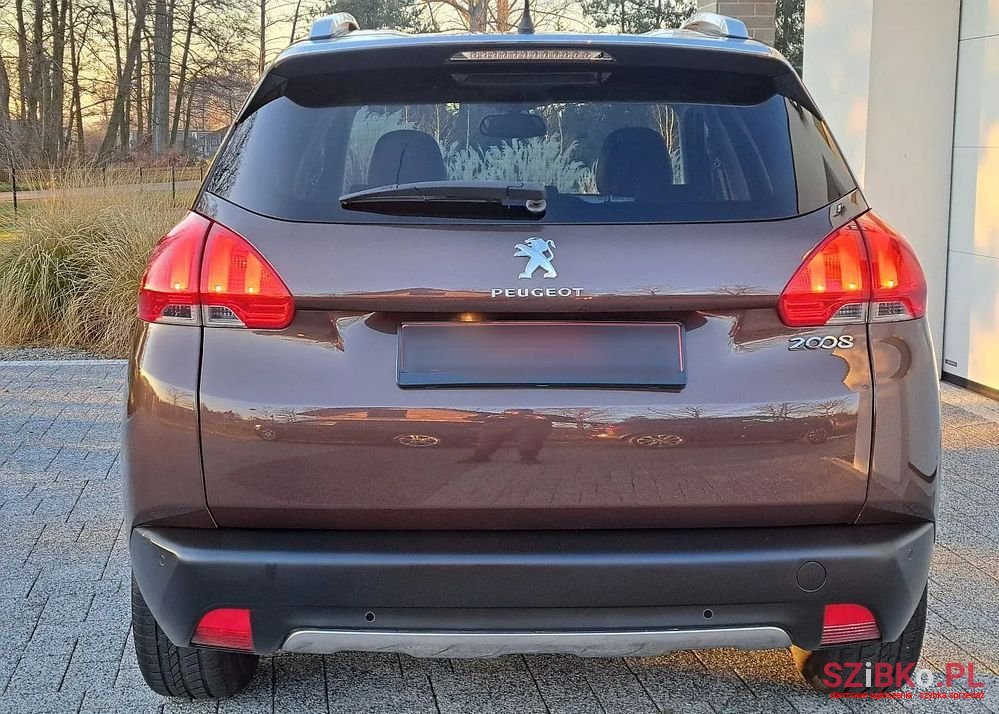 2013' Peugeot 2008 120 Vti Business-Line photo #3