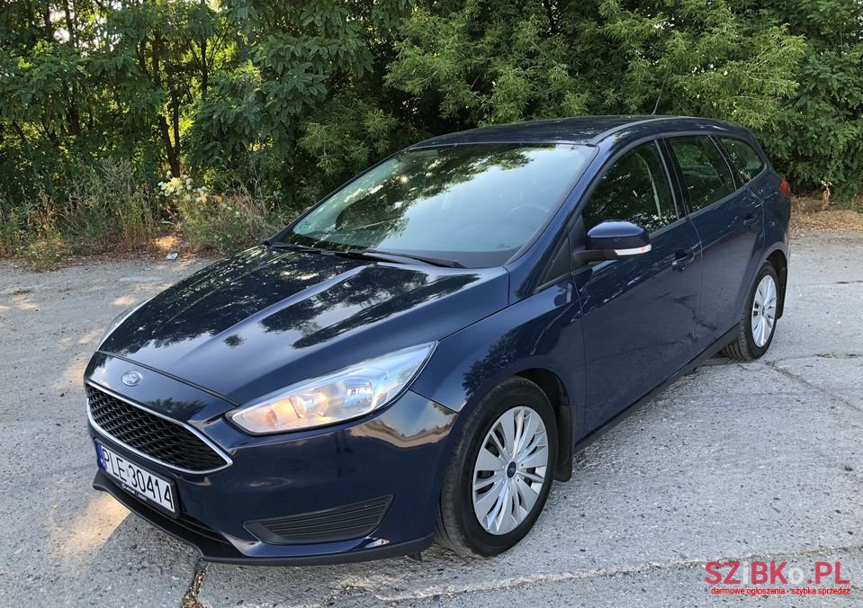 2016' Ford Focus photo #2