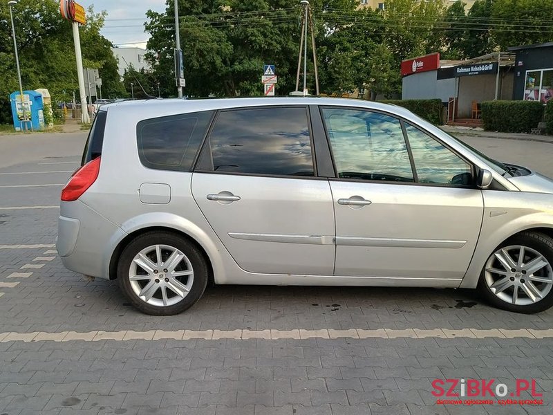 2007' Renault Grand Scenic photo #6