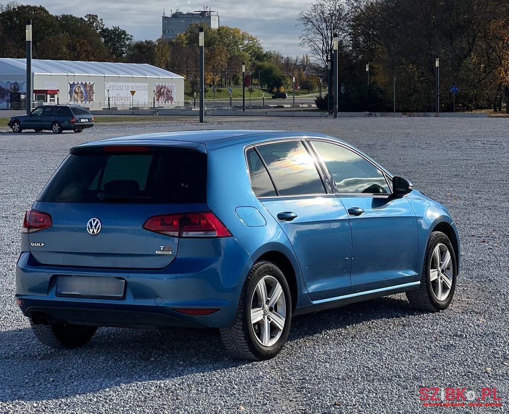 2013' Volkswagen Golf photo #5