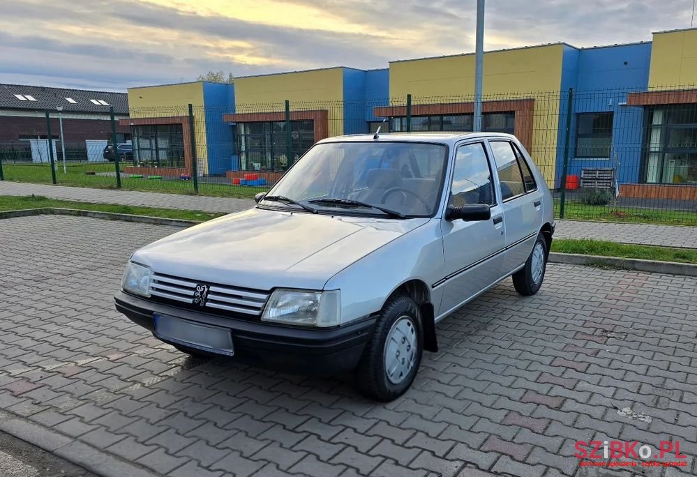 1991' Peugeot 205 1.1 Gl photo #1