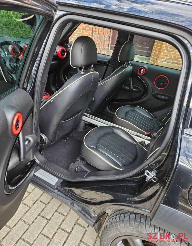 2010' MINI Countryman photo #5