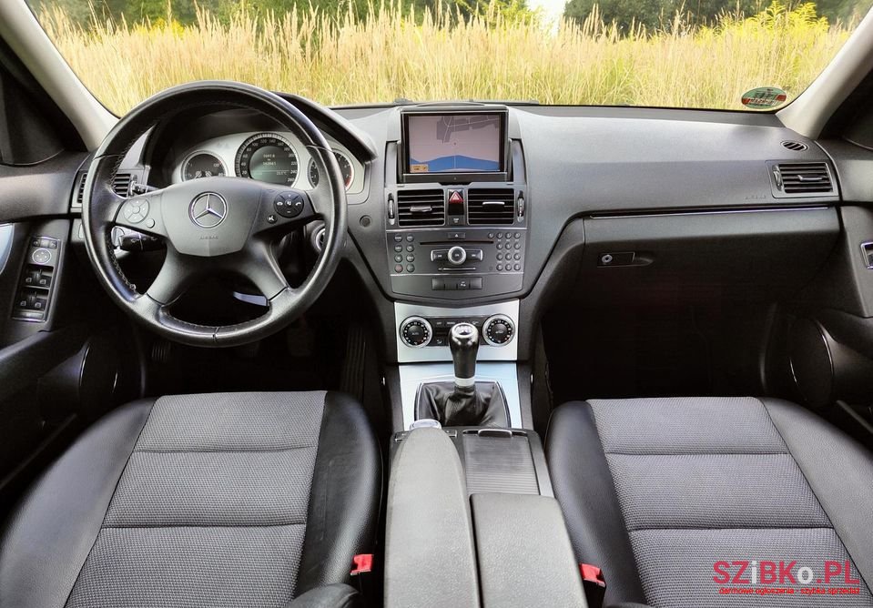 2009' Mercedes-Benz Klasa C photo #6