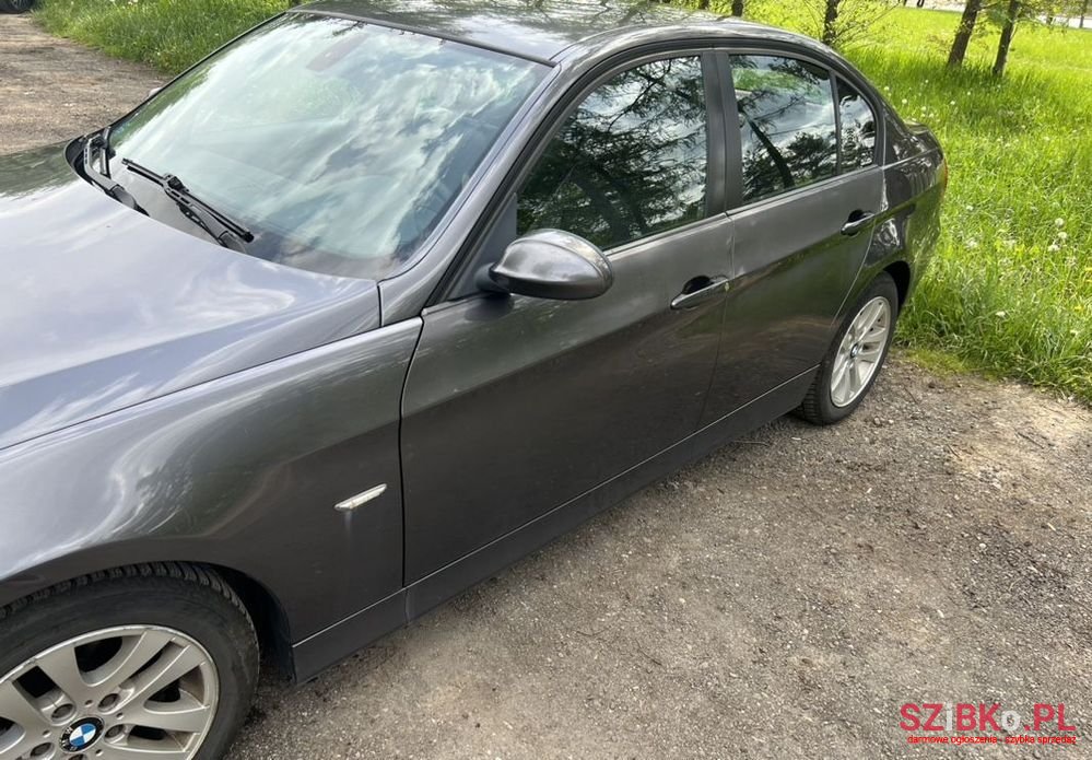 2005' BMW 3 Series photo #3