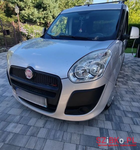 2011' Fiat Doblo 1.6 Multijet 16V Active photo #2