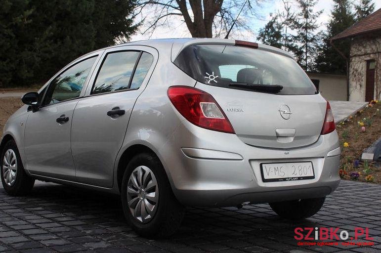 2007' Opel Corsa photo #1
