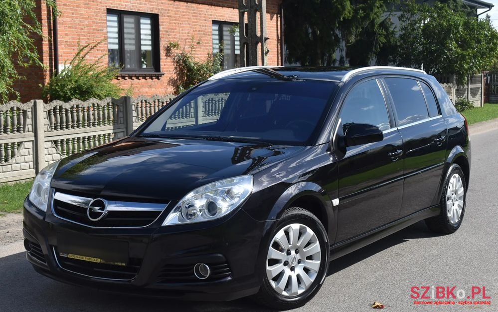 2006' Opel Signum 1.8 Cosmo photo #2