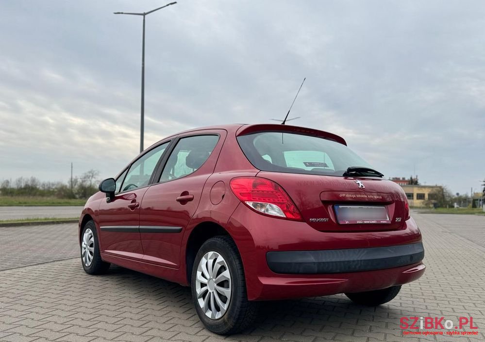 2011' Peugeot 207 1.4 Access photo #5